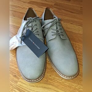P*NWT Tommy Hilfiger Mens Tie Shoes, Gray Sz 8.5